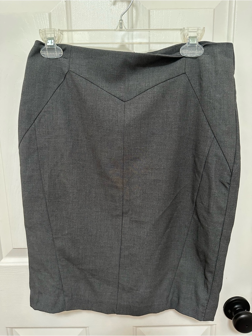 0308 Worthington Dark Gray V-Waist Pencil Skirt size 4